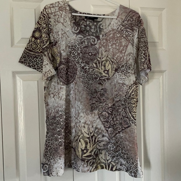 Fiori Ladies Top Size 1XL 🥰🥰 - Picture 1 of 3